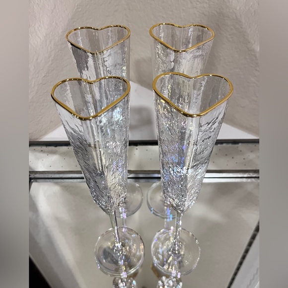 4-NIB HEART SHAPED IRIDESCENT TALL CHAMPAGNE GLASSES - Picture 9 of 16